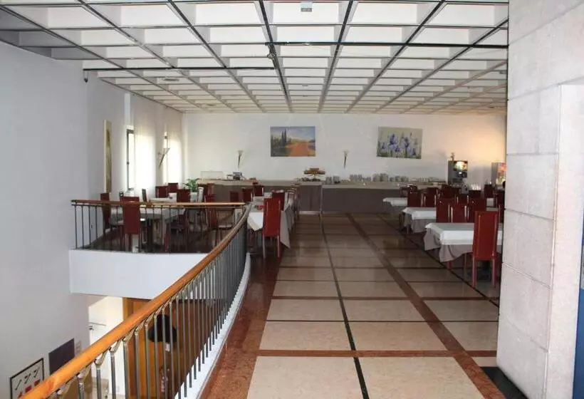 ホテル Cangrande Di Soave