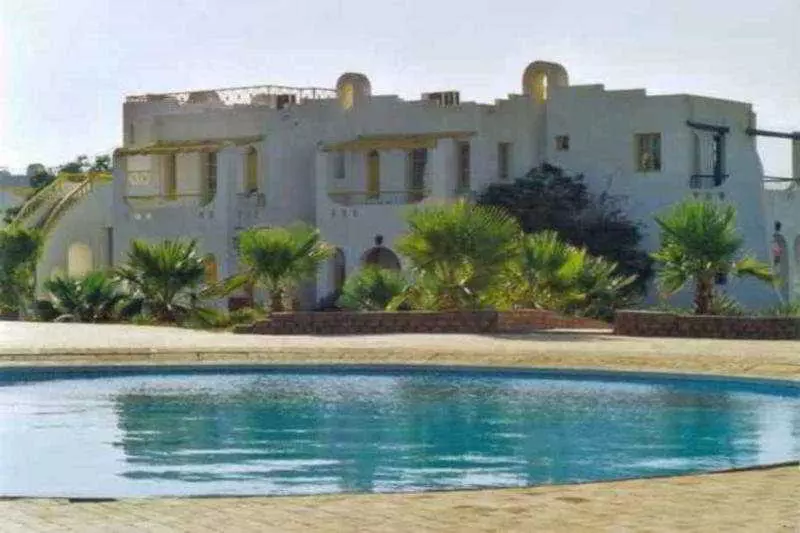 בית מלון כפרי Halomy Sharm Resort