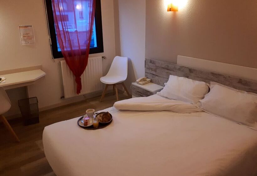 ホテル Hôtel La Tour Des Anglais