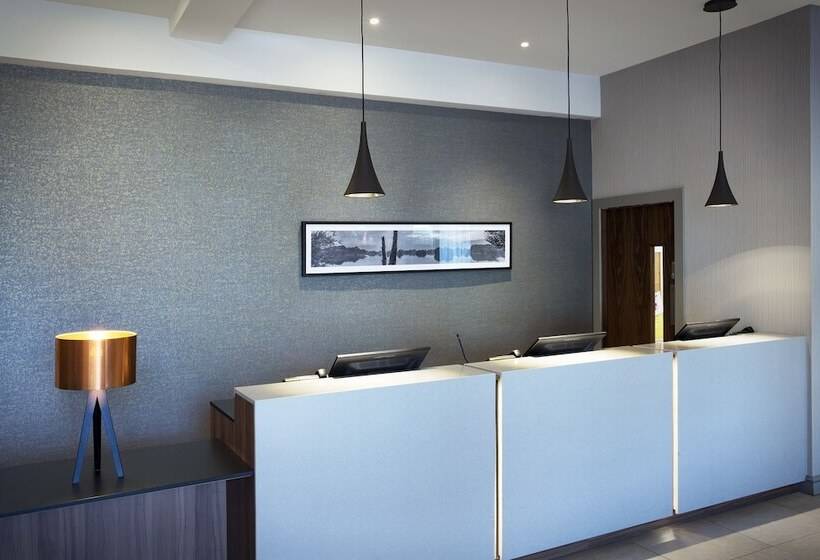 酒店 Leonardo East Midland Airport