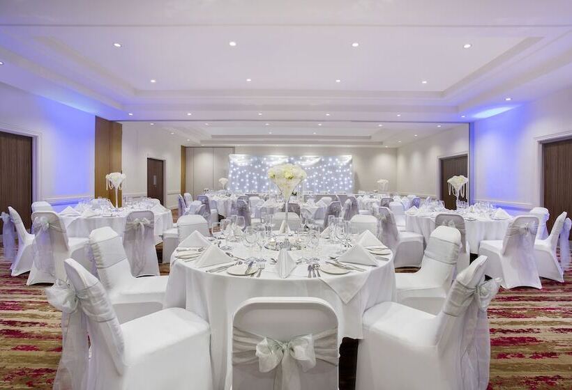 酒店 Leonardo East Midland Airport