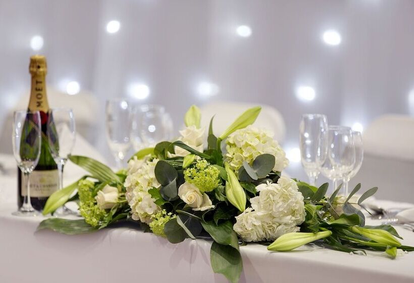 酒店 Leonardo East Midland Airport