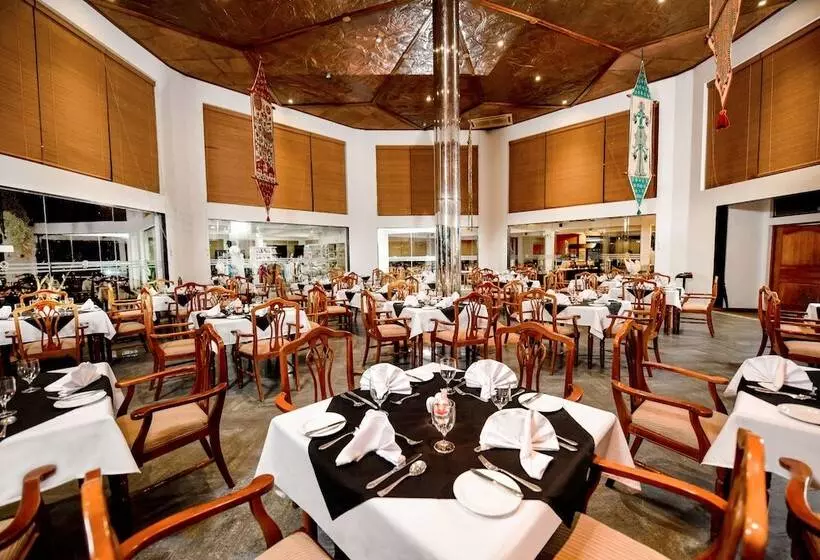 בית מלון כפרי Mandara Rosen Yala, Kataragama