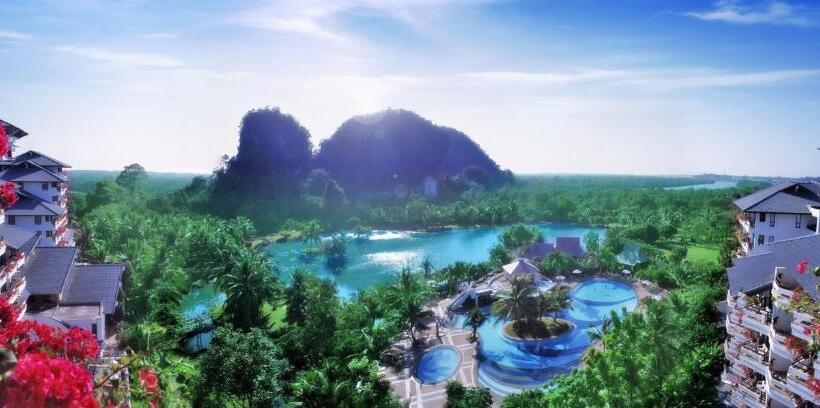 호텔 Maritime Park And Spa Resort