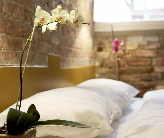 هتل Merchants House