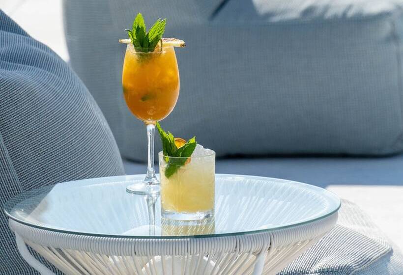 هتل Mykonos Bay Resort & Villas