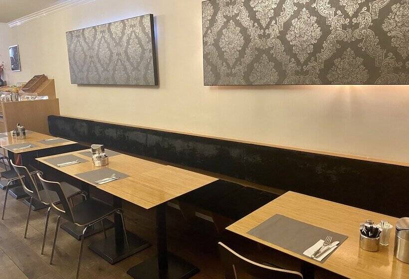 Xo Hotels City Centre