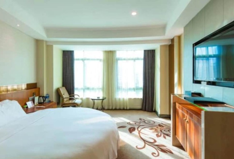 Отель Zhuhai Asian Star