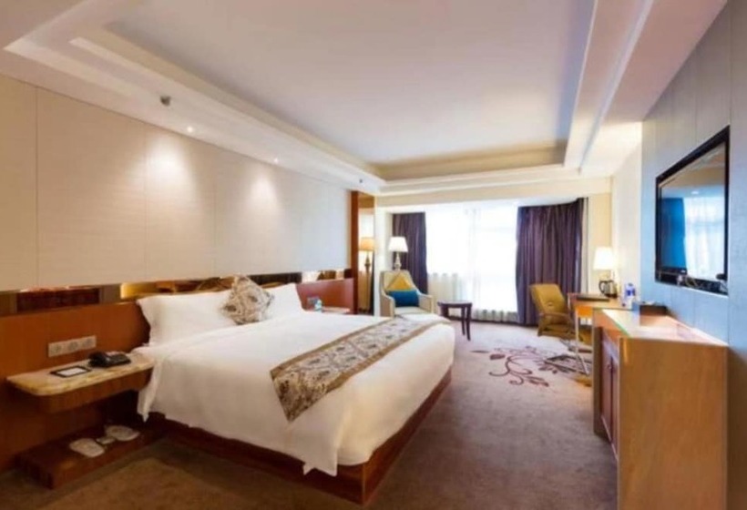 Отель Zhuhai Asian Star