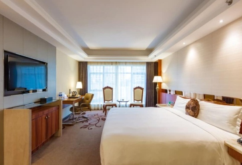 Отель Zhuhai Asian Star