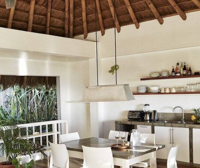 Hotel Diniview Villas