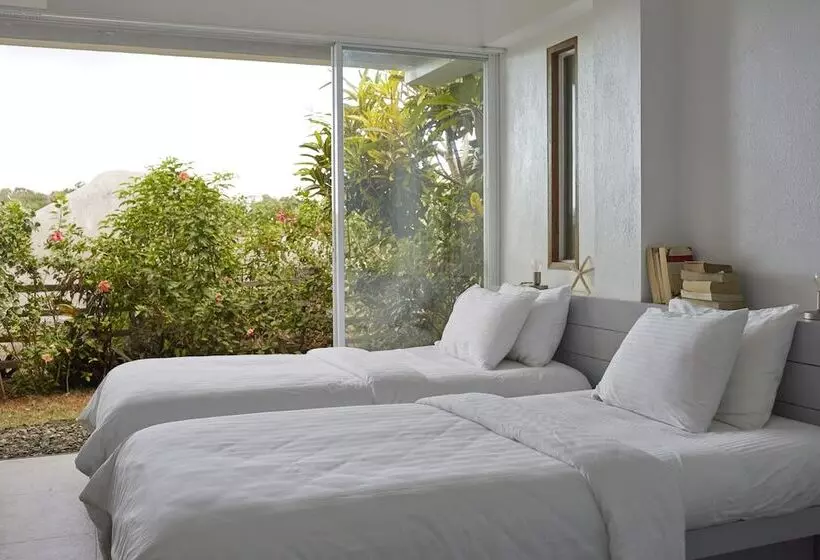 ホテル Diniview Villas