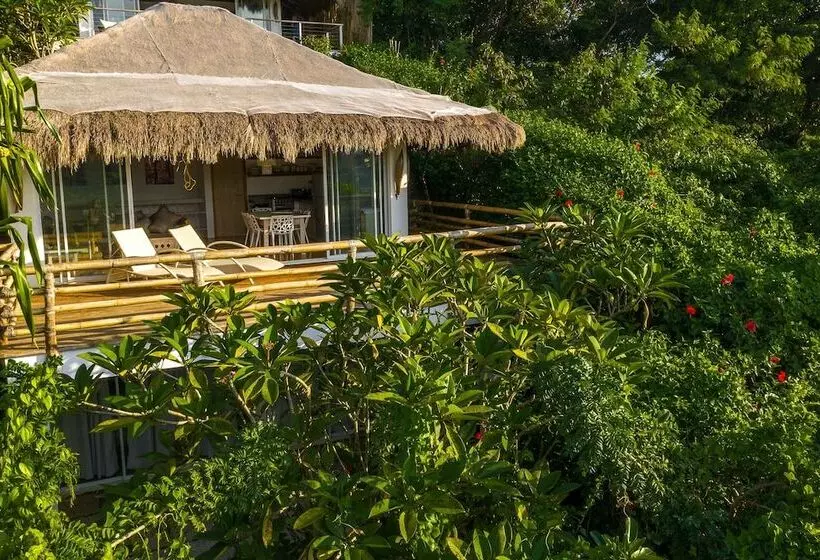 ホテル Diniview Villas