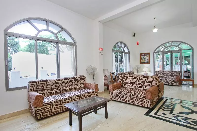 Hotelli Sai Rennaissance By Oyo Rooms