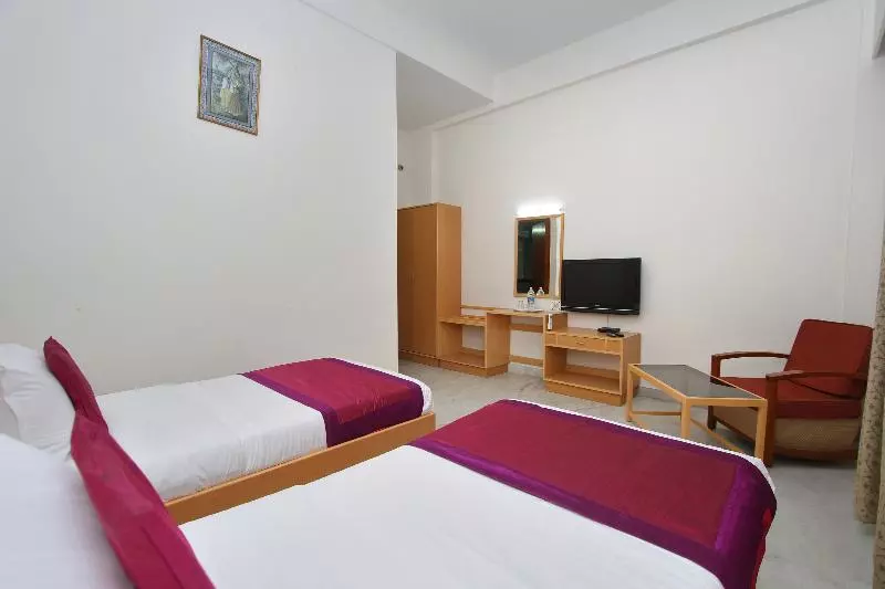 Hotelli Sai Rennaissance By Oyo Rooms