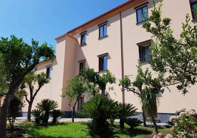 هتل Sorrentobay