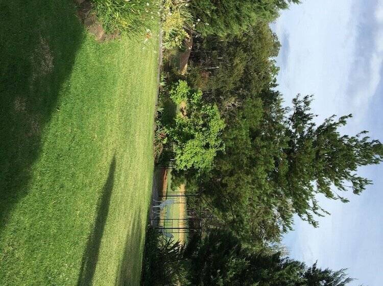 Warrumbungles Mountain Motel