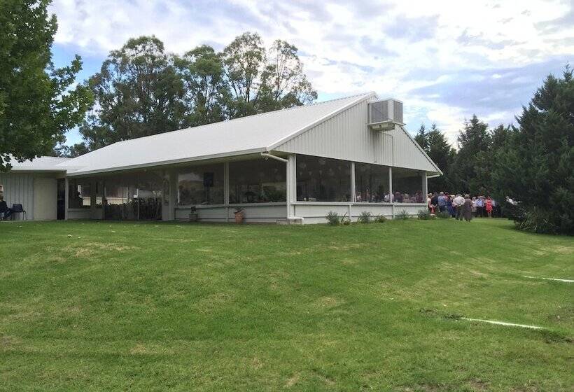 Warrumbungles Mountain Motel