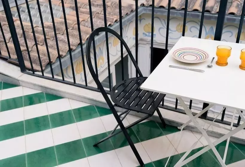 ベッドアンドブレックファースト Mojocohouse