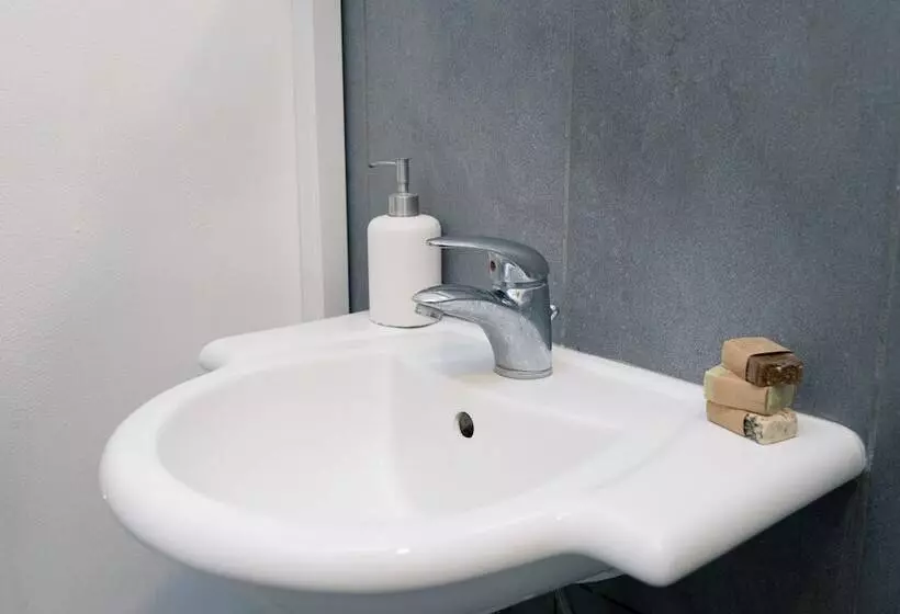 ベッドアンドブレックファースト Mojocohouse