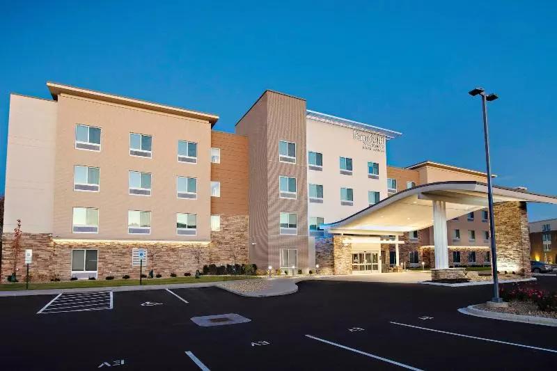 ホテル Fairfield Inn & Suites By Marriott Dayton North