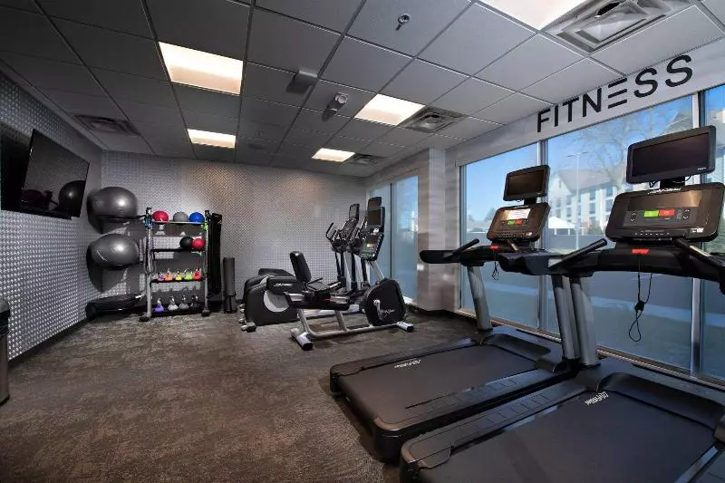 ホテル Fairfield Inn & Suites By Marriott Dayton North