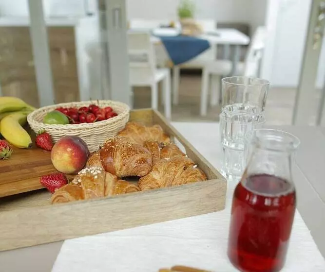 Hotelli Hu Montescudaio Village