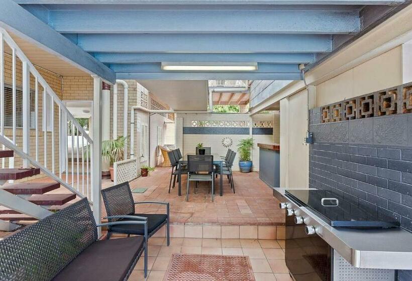 مُتل Clifford Park Motor Inn