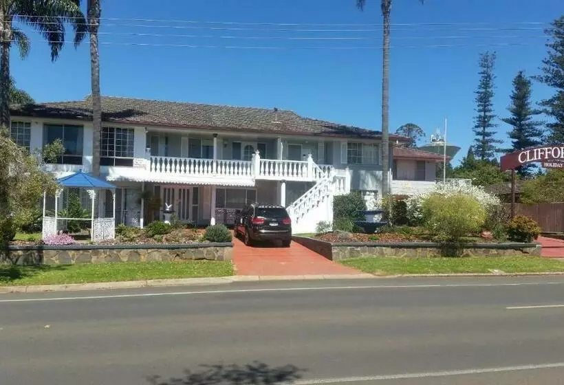 モーテル Clifford Park Motor Inn