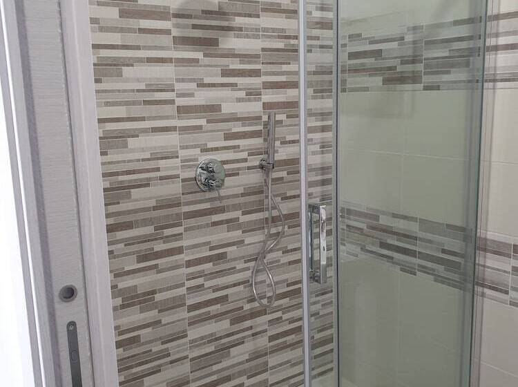 פנסיון Giò Rooms