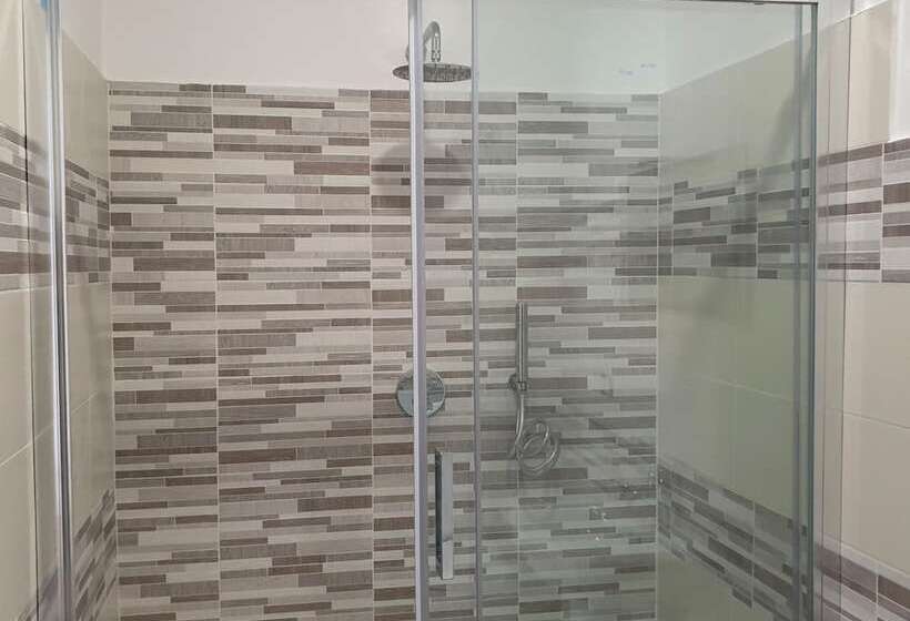 פנסיון Giò Rooms