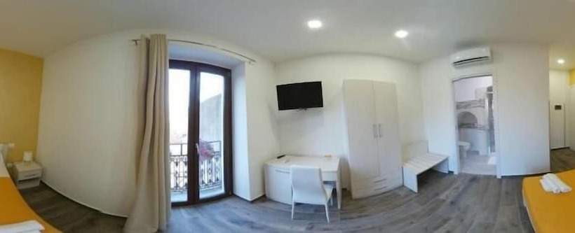 פנסיון Giò Rooms