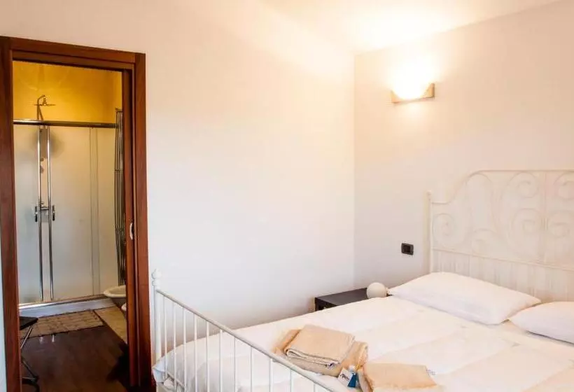 پانسیون Myroom Guest House