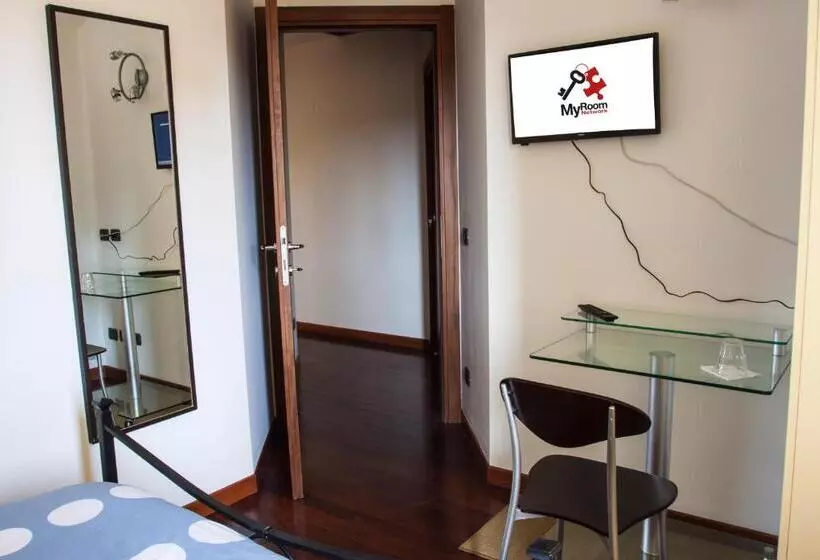 پانسیون Myroom Guest House