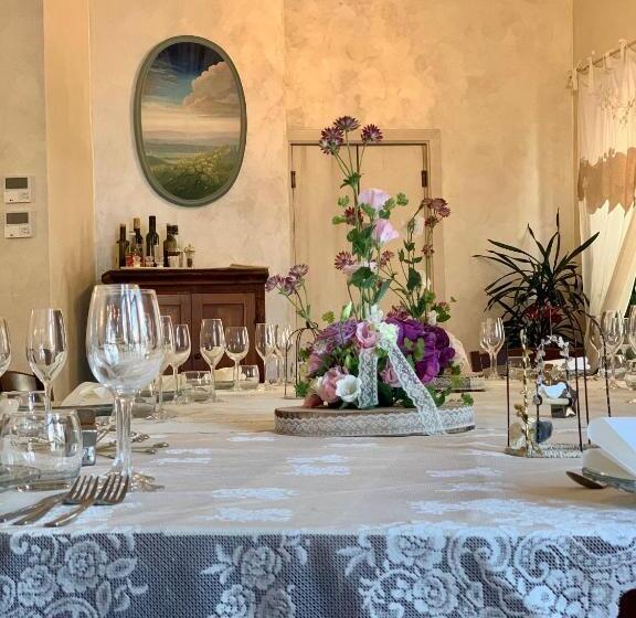 膳宿费 Sui Passi Di Francesco