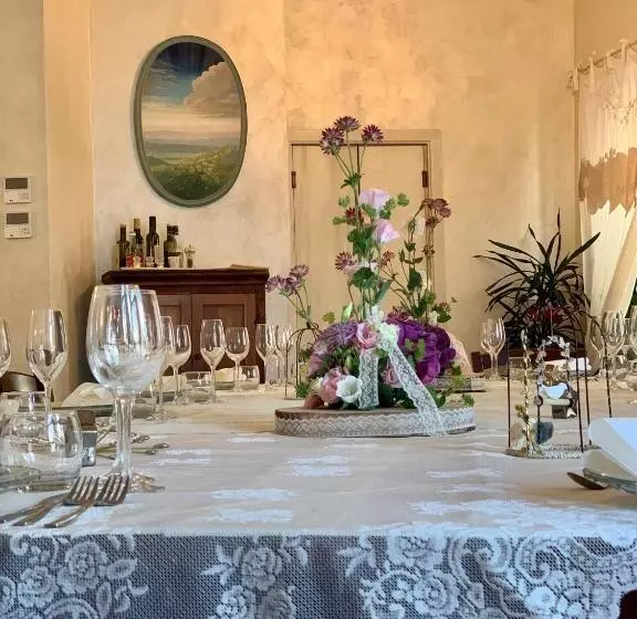 Majatalo Sui Passi Di Francesco