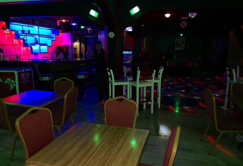 Roadhouse Boutik Otel