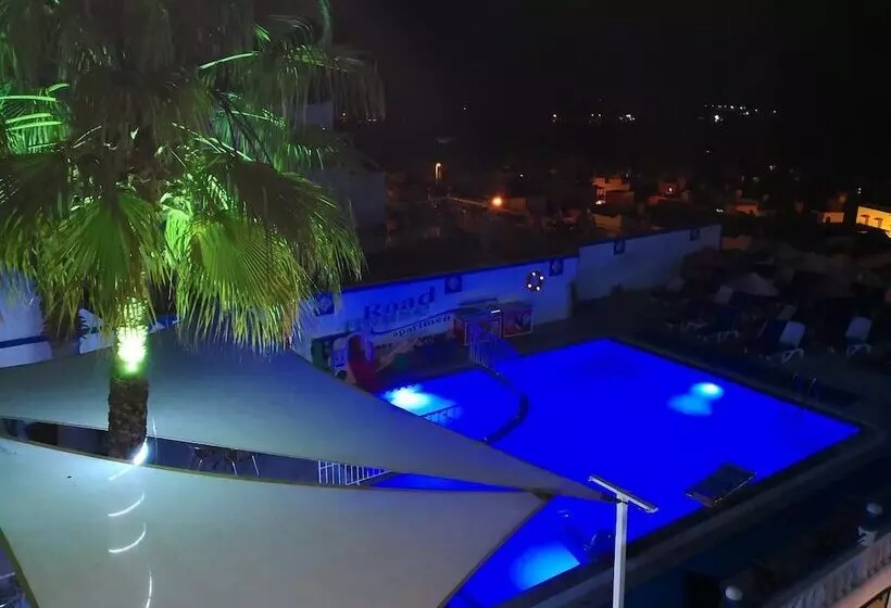 Roadhouse Boutik Otel