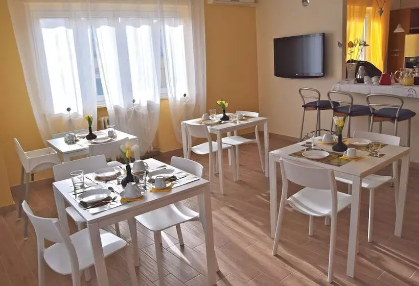 تختخواب و صبحانه Civico 28