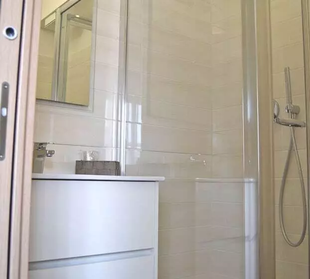 تختخواب و صبحانه Civico 28