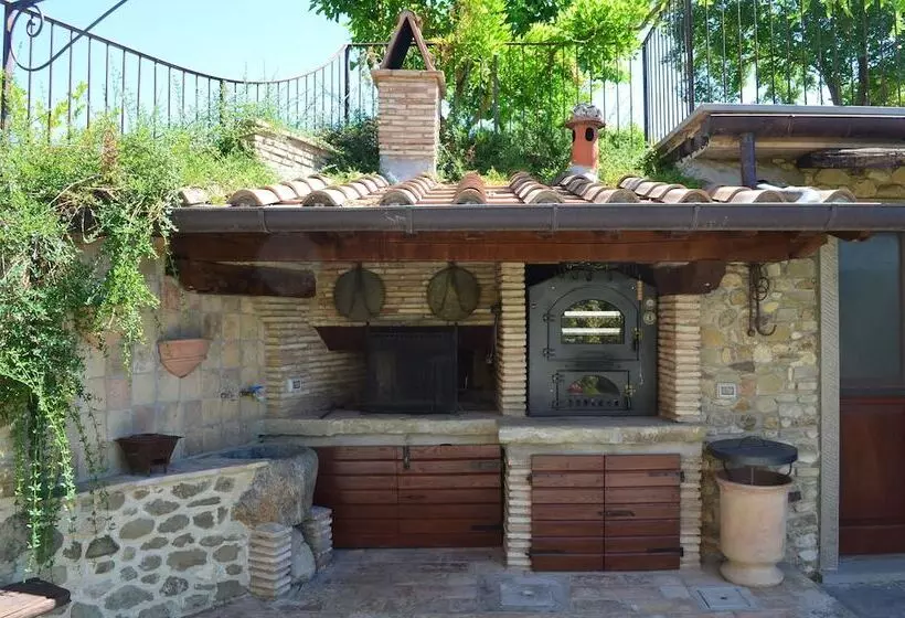 Aamiaismajoitus (B&B) Il Cardo Resort