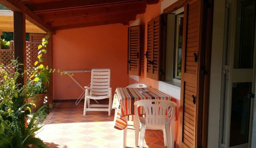 تختخواب و صبحانه La Capannina Cilento Num 11