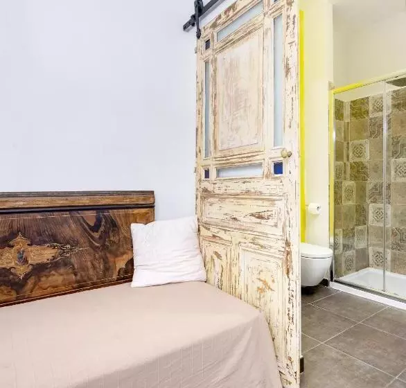 ベッドアンドブレックファースト Ziolì