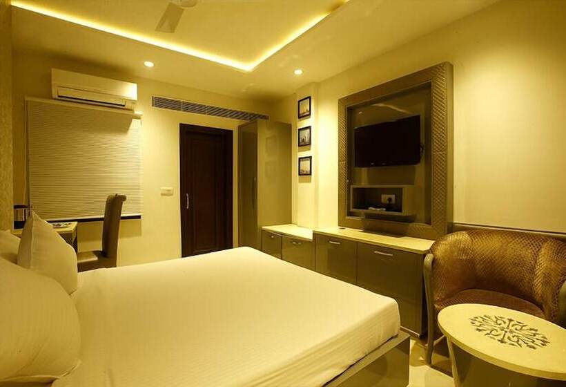 هتل Nagpal Regency