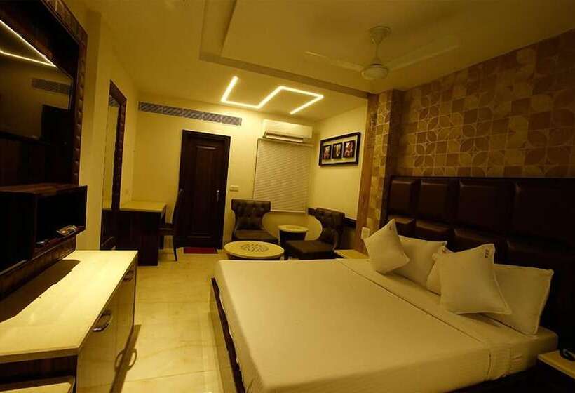 هتل Nagpal Regency