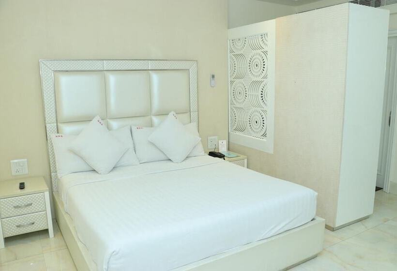 هتل Nagpal Regency