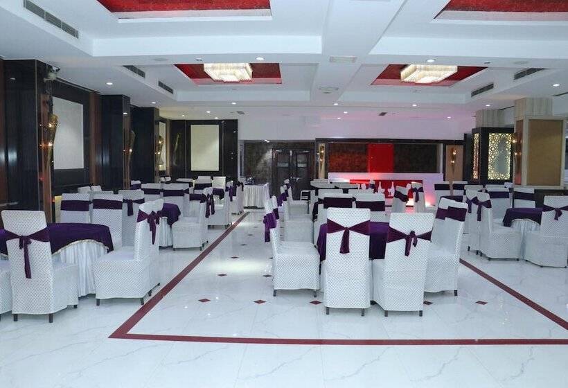 هتل Nagpal Regency