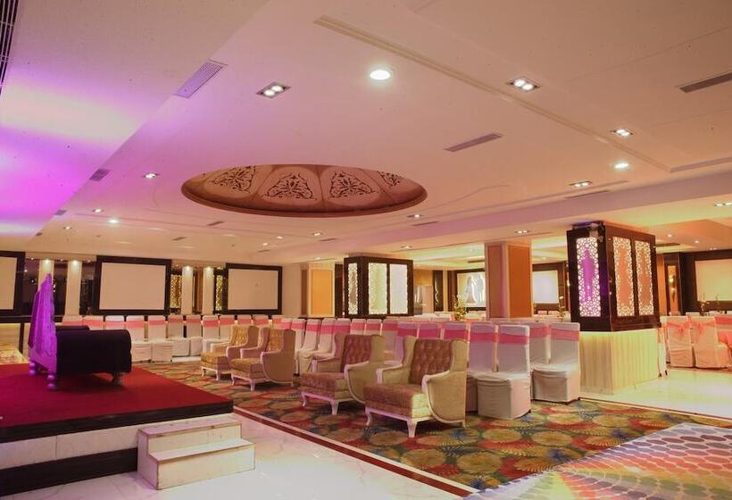 هتل Nagpal Regency