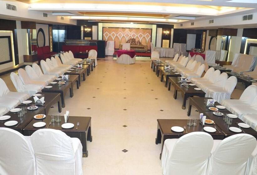 هتل Nagpal Regency