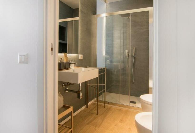 بنسيون Casa Qosi B&b